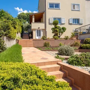  Apartman Mladenka