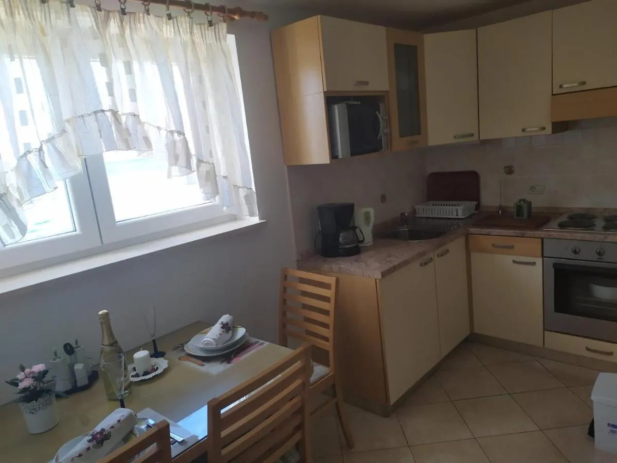 Apartment Villa Miljana Kraljevica